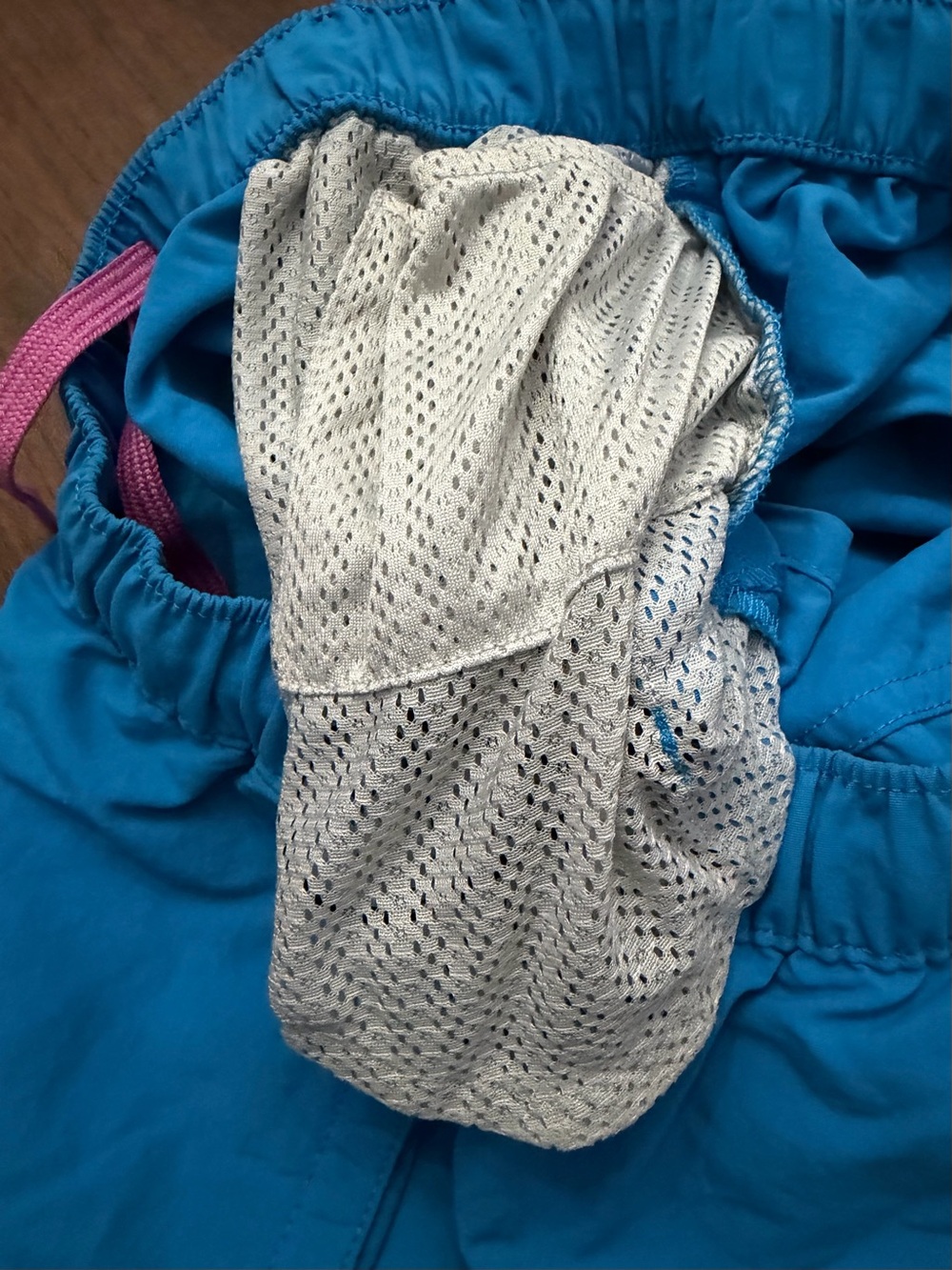 Patagonia barely baggies 2.5” Lightweight Athletic Shorts with Pink Drawstring - Picture 6 of 8